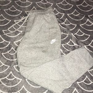 Gray nike sweatpants